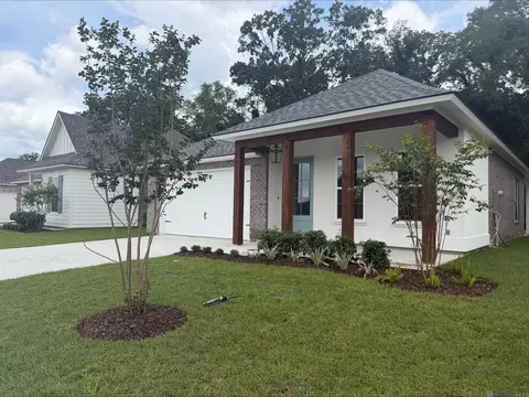 36244 Belle Parc Ave, Geismar, LA 70734