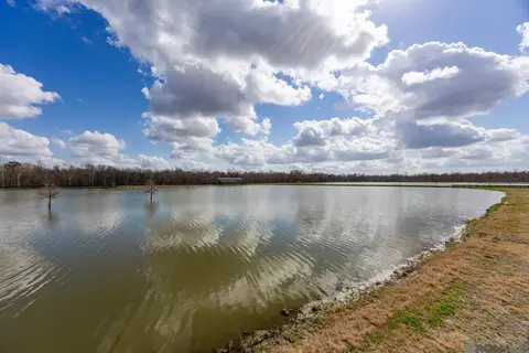 5973 Mill Town Rd, Brusly, LA 70719