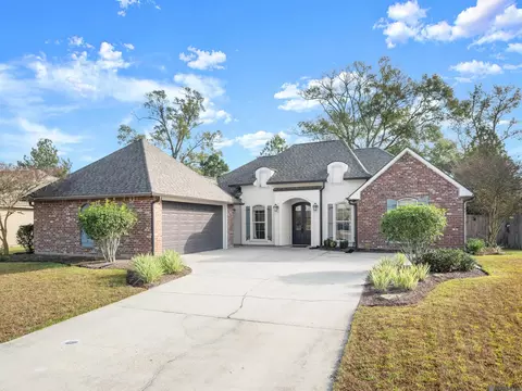 19910 Stone Hill Dr, Denham Springs, LA 70726