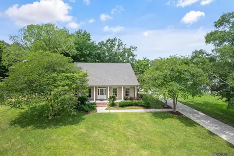 17041 Sumter Dr, Prairieville, LA 70769