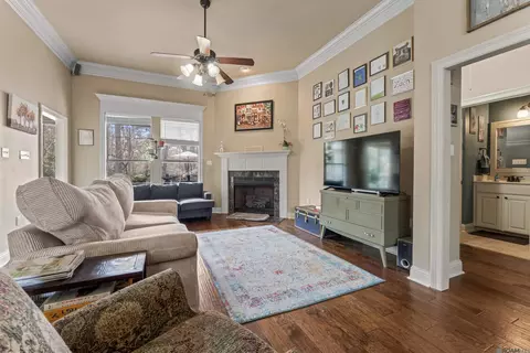 Living - 28049 Foxfire Ave, Walker, LA 70785 photo 2 of 2