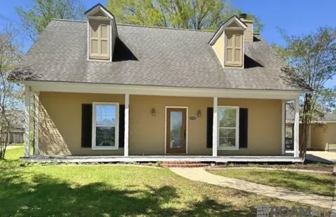4110 Country Glen Dr, Baton Rouge, LA 70816