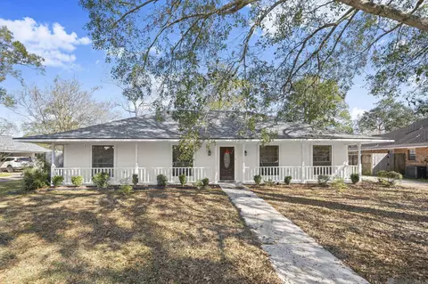 5023 Front Royal Dr, Baton Rouge, LA 70817