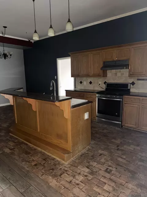 Kitchen - 13244 Arnold Rd, Walker, LA 70785 photo 1 of 1