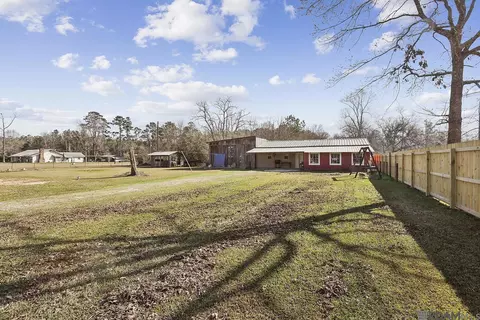 20224 Riverside Rd, Springfield, LA 70462 photo 1