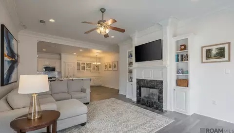 2030 Springmorning Dr, Baton Rouge, LA 70810