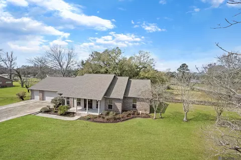 41255 Black Bayou Rd, Gonzales, LA 70737