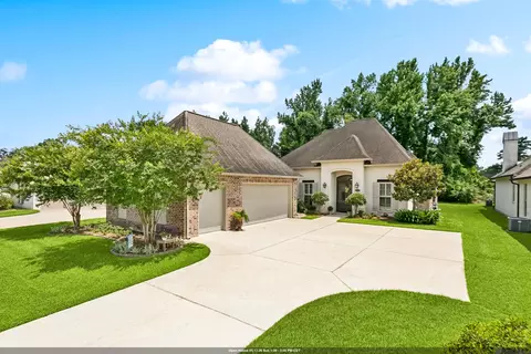 37357 Whispering Hollow Ave, Prairieville, LA 70769