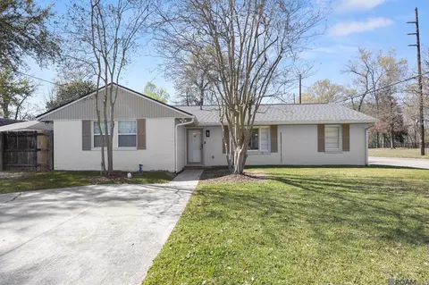 2112 E Contour Dr, Baton Rouge, LA 70809