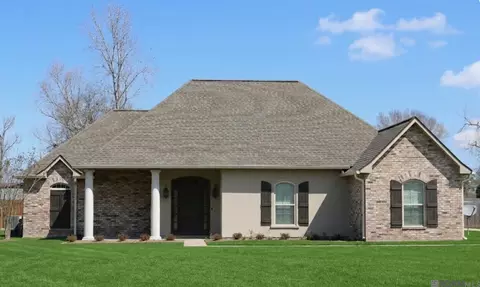 3110 River Landing Dr, Addis, LA 70710