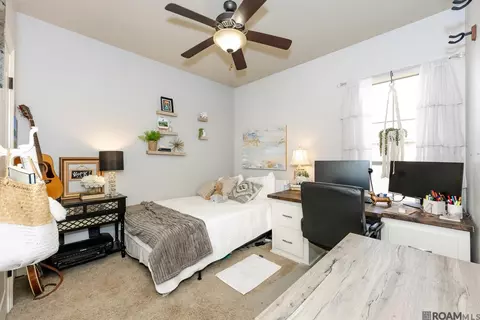 Bedroom - 31019 Lake Spring Dr, Walker, LA 70785 photo 1 of 2