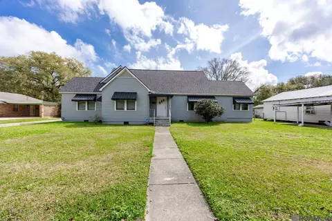 32565 Willow St, White Castle, LA 70788