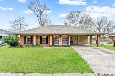 2148 Oak Knoll Dr, Baton Rouge, LA 70815
