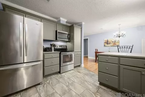 Kitchen - 14162 Forest Glen Ln, Walker, LA 70785 photo 1 of 1