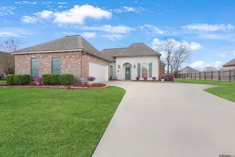 6081 Sandy Creek Ln, Zachary, LA 70791