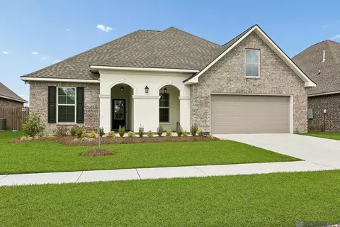 38408 Parliament Dr, Prairieville, LA 70769