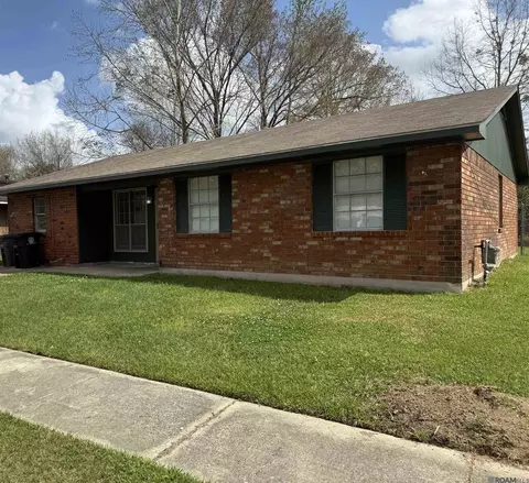 12212 Mumford Dr, Baton Rouge, LA 70807