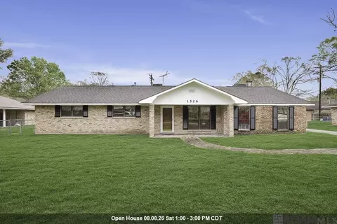 1526 June Dr, Denham Springs, LA 70726
