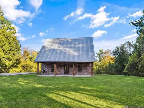 12724 Pittman Rd, Saint Francisville, LA 70775