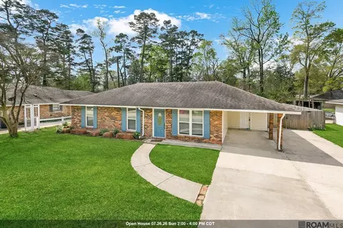 5665 Mapleton Dr, Greenwell Springs, LA 70739