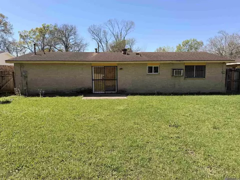 5764 Hartford Ave, Baton Rouge, LA 70812