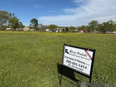 1 Oakland Dr # -A, Prairieville, LA 70769