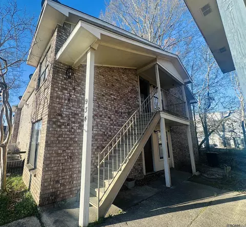934 Hammond Manor Dr, Baton Rouge, LA 70816
