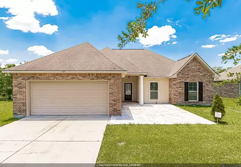 1521 S Sanctuary Ave, Gonzales, LA 70737