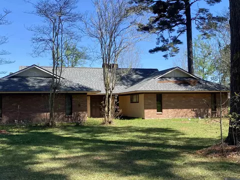6370 Morgan Rd, Greenwell Springs, LA 70739