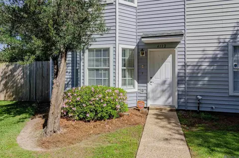 4132 Jefferson Woods Dr, Baton Rouge, LA 70809