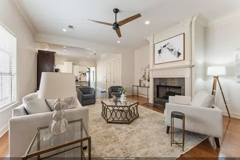 10684 Woodland Oaks, Baton Rouge, LA 70809