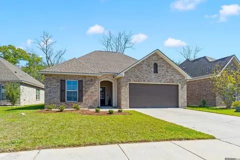 2205 Elmcrest Way, Saint Gabriel, LA 70776