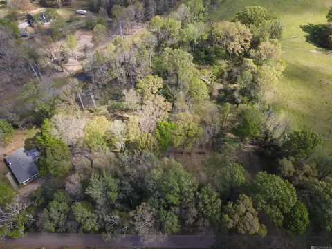 6942 Joe Daniel Rd, Saint Francisville, LA 70775