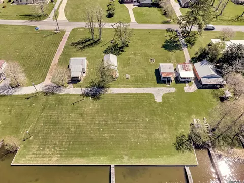 8049 Island Rd, Ventress, LA 70783