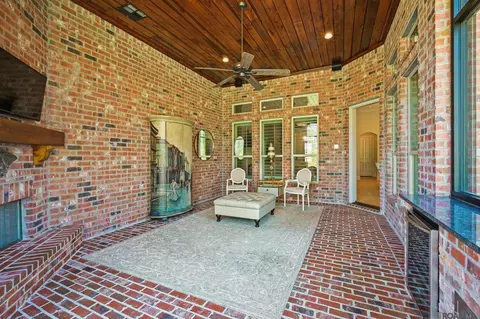 Exterior - 116 Natchez Ct, Covington, LA 70433 photo 2 of 3