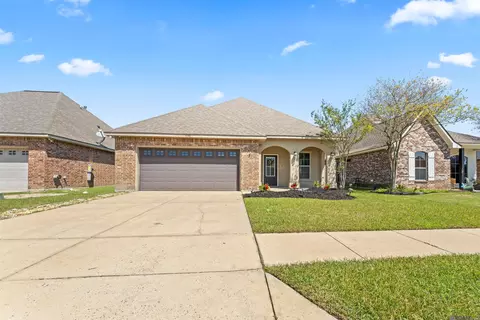 4280 Olivia Dr, Addis, LA 70710