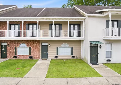5335 Arlington Ct, Baton Rouge, LA 70820