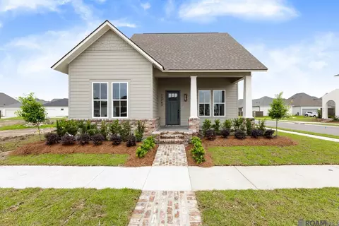 13751 Sweet Cherry Dr, Baton Rouge, LA 70810