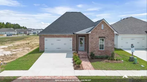 12958 Magnolia Square Dr, Central, LA 70818