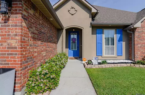 42158 Eagles Eye St, Prairieville, LA 70769