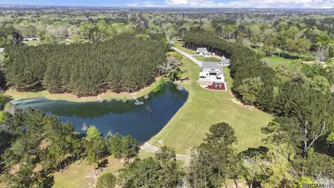 10118 La Hwy 421, Saint Francisville, LA 70775