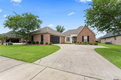 4077 Shady Ridge Ave, Zachary, LA 70791
