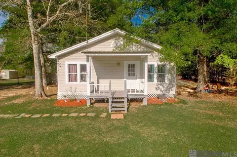 26611 Deer Ln, Holden, LA 70744