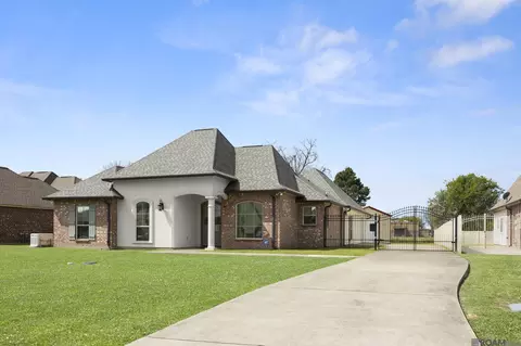 523 Gisele St, New Roads, LA 70760