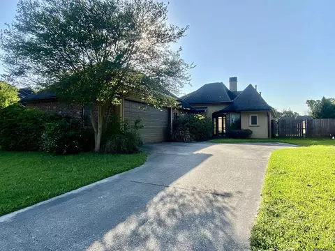 150 Tiger Dr, Saint Gabriel, LA 70776