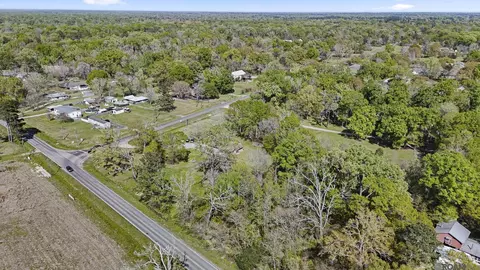 View/Area - 10212 Gurney Rd, Baker, LA 70714 photo 4 of 6