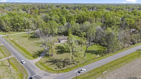 View/Area - 10212 Gurney Rd, Baker, LA 70714 photo 1 of 6