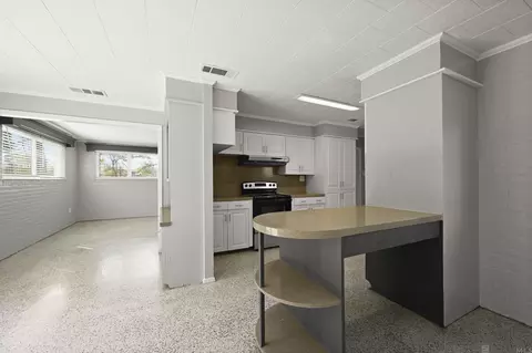 Kitchen - 10212 Gurney Rd, Baker, LA 70714 photo 1 of 3