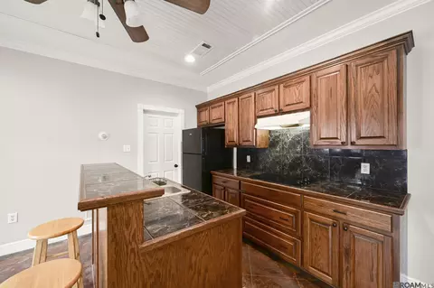 Kitchen - 32787 Duff Rd, Walker, LA 70785 photo 8 of 9