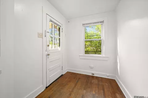 Entry Way - 835 Iris St, Baton Rouge, LA 70802 photo 1 of 1
